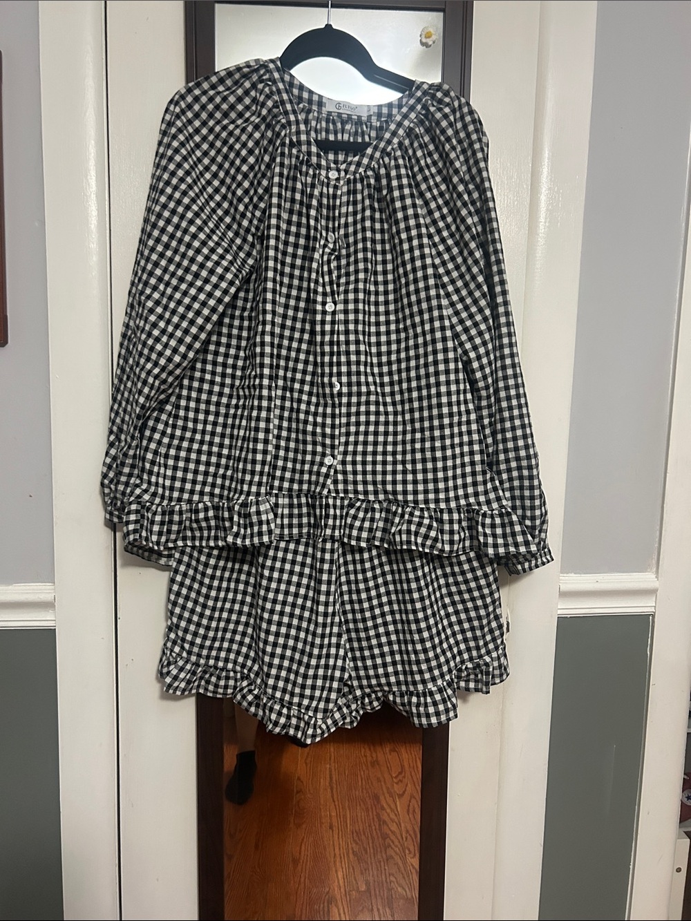 GAP Black and White Gingham Ruffle Hem Shorts